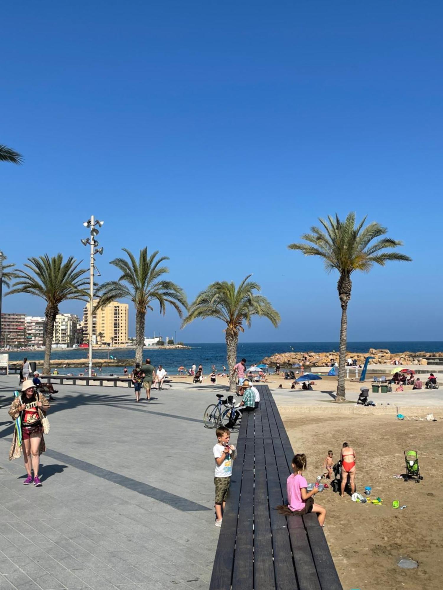 Superior La Playa! 3 Bedrooms! 2 Baths! Air Condition! Side Sea View! تورّيفيِخا المظهر الخارجي الصورة