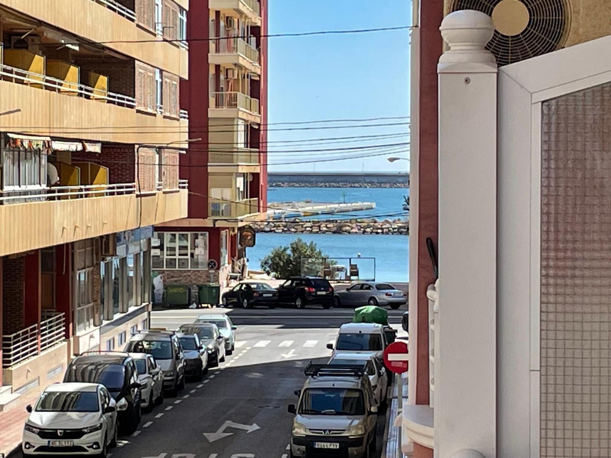 Superior La Playa! 3 Bedrooms! 2 Baths! Air Condition! Side Sea View! تورّيفيِخا المظهر الخارجي الصورة