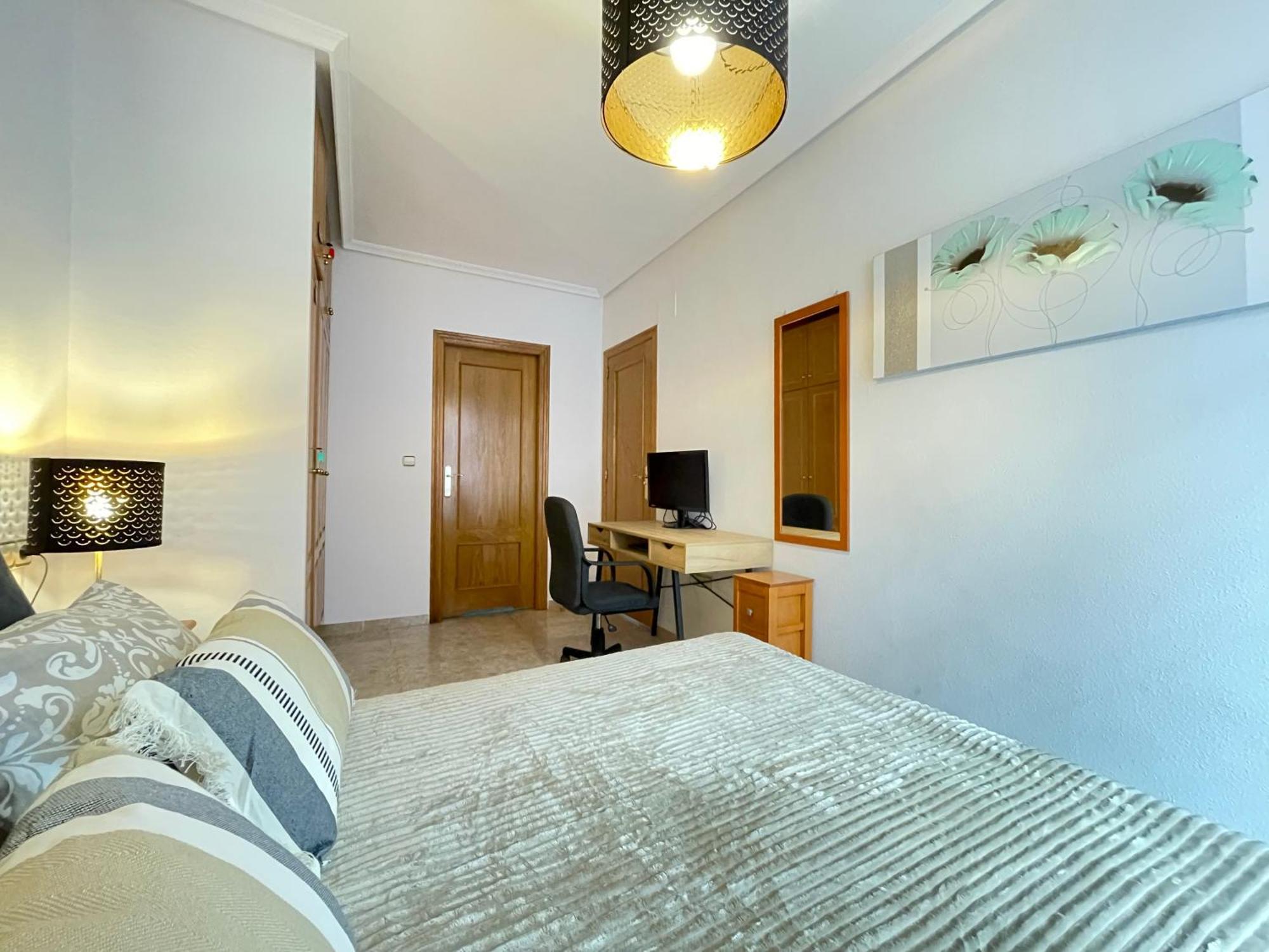 Superior La Playa! 3 Bedrooms! 2 Baths! Air Condition! Side Sea View! تورّيفيِخا المظهر الخارجي الصورة